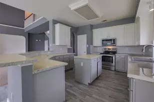 8128 Geranium Ln, Fort Worth, TX 76123 - Photo 9