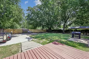 232 NW Jayellen Ave, Burleson, TX 76028 - Photo 23