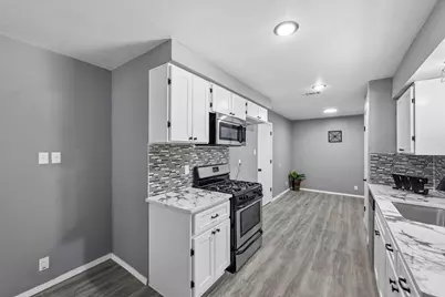 232 NW Jayellen Avenue, Burleson, TX 76028 - Photo 9