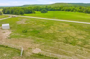 2400 Horsemans Dr, Stephenville, TX 76401 - Photo 29
