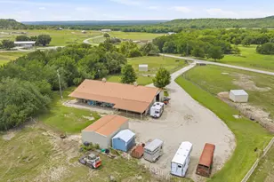 2400 Horsemans Dr, Stephenville, TX 76401 - Photo 31