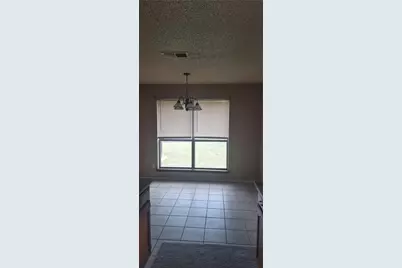 802 Crystal Creek Lane, Arlington, TX 76001 - Photo 7