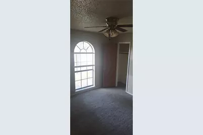 802 Crystal Creek Lane, Arlington, TX 76001 - Photo 13