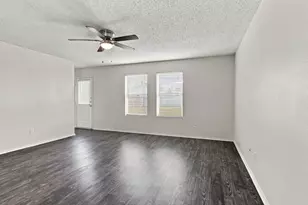 4880 Parkview Hills Ln, Fort Worth, TX 76179 - Photo 15