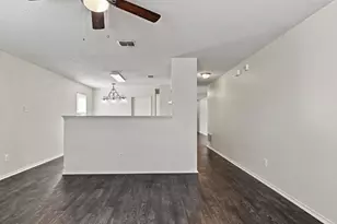 4880 Parkview Hills Ln, Fort Worth, TX 76179 - Photo 17