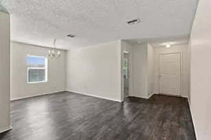 4880 Parkview Hills Ln, Fort Worth, TX 76179 - Photo 7