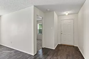 4880 Parkview Hills Ln, Fort Worth, TX 76179 - Photo 5