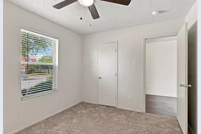 4880 Parkview Hills Lane, Fort Worth, TX 76179 - Photo 9