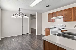 4880 Parkview Hills Ln, Fort Worth, TX 76179 - Photo 13
