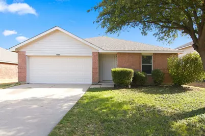 4880 Parkview Hills Lane, Fort Worth, TX 76179 - Photo 1