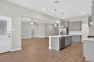 4924 Simmental Dr, Arlington, TX 76001 - Photo 9