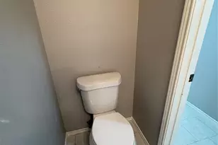 1817 Berkeley Dr, Glenn Heights, TX 75154 - Photo 11