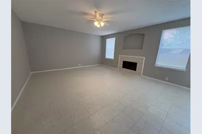 1817 Berkeley Drive, Glenn Heights, TX 75154 - Photo 5