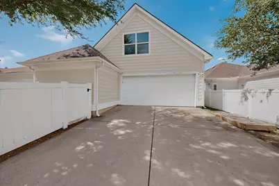 1024 Charleston Lane, Savannah, TX 76227 - Photo 29