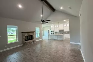 1039 Deer Is Ct, Azle, TX 76020 - Photo 5