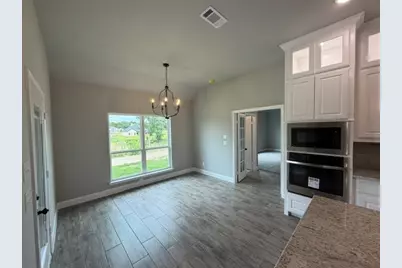 1039 Deer Island Court, Azle, TX 76020 - Photo 7