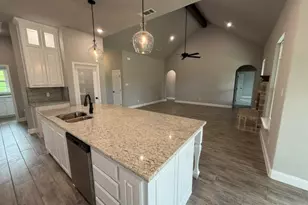1039 Deer Is Ct, Azle, TX 76020 - Photo 9