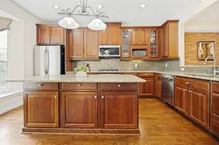 2634 Chambers Dr, Lewisville, TX 75067 - Photo 9