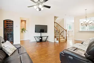 2634 Chambers Dr, Lewisville, TX 75067 - Photo 5
