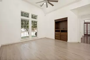 11292 Berkeley Hall Ln, Frisco, TX 75033 - Photo 9