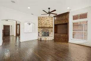 11292 Berkeley Hall Ln, Frisco, TX 75033 - Photo 5