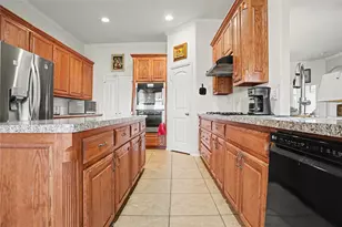 178 Chazlynn Ct, Waxahachie, TX 75165 - Photo 15