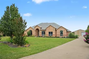 178 Chazlynn Ct, Waxahachie, TX 75165 - Photo 3