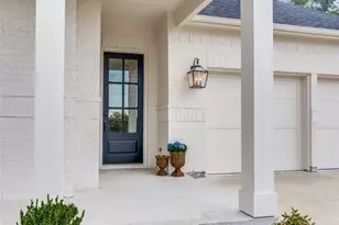 622 Sterling Ct, Benbrook, TX 76126 - Photo 3