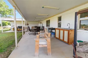 250 Williford St, Fairfield, TX 75840 - Photo 7