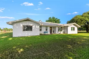 250 Williford St, Fairfield, TX 75840 - Photo 5