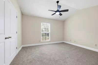 112 Churchill Lane, Euless, TX 76039 - Photo 15