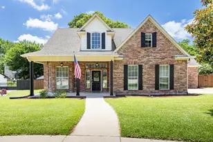 308 Leeward Cir, Azle, TX 76020 - Photo 1