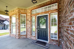 308 Leeward Cir, Azle, TX 76020 - Photo 3