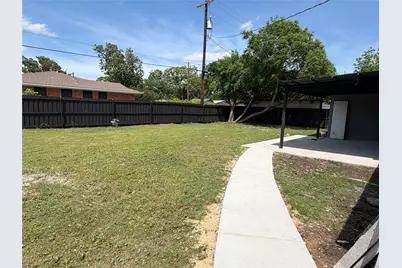 2213 Mockingbird Lane, Garland, TX 75042 - Photo 37