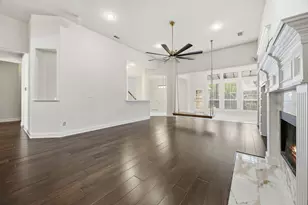 2237 Homestead Ln, Plano, TX 75025 - Photo 9