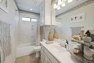 8115 Oak Hollow Dr, Arlington, TX 76001 - Photo 17