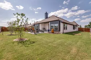 111 Tetrad Cir, Waxahachie, TX 75165 - Photo 23