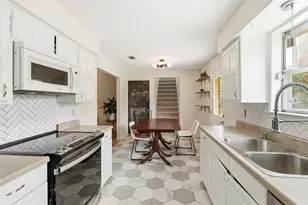 6204 Old Mill Cir, Watauga, TX 76148 - Photo 11