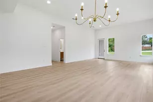 2622 Bainbridge Dr, Dallas, TX 75237 - Photo 5