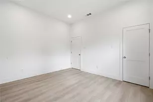2622 Bainbridge Dr, Dallas, TX 75237 - Photo 23