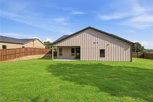 2622 Bainbridge Dr, Dallas, TX 75237 - Photo 35