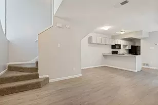 622 W Union Bower Rd, Irving, TX 75061 - Photo 7