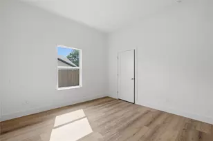 2626 Bainbridge Dr, Dallas, TX 75237 - Photo 21