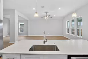 3329 Seaside St, Grand Prairie, TX 76065 - Photo 3