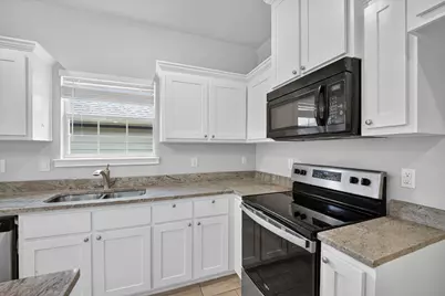 3205 Bois D Arc Street, Greenville, TX 75401 - Photo 11