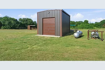 4711 S Highway 281, Mineral Wells, TX 76067 - Photo 13