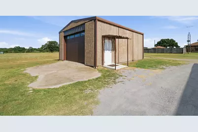 4711 S Highway 281, Mineral Wells, TX 76067 - Photo 25