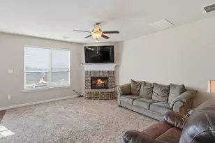 6012 Shiner Dr, Fort Worth, TX 76179 - Photo 5