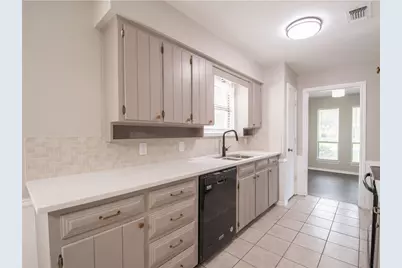 904 Lake Highlands Drive, Allen, TX 75002 - Photo 11