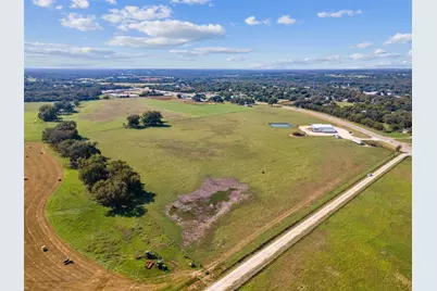 324 E Highway 6, Iredell, TX 76649 - Photo 15